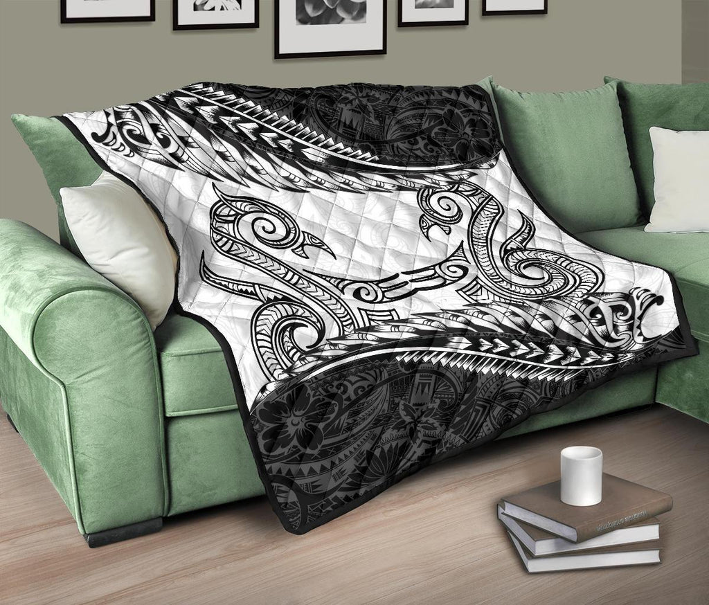 aotearoa-premium-quilt-maori-manaia-with-silver-fern