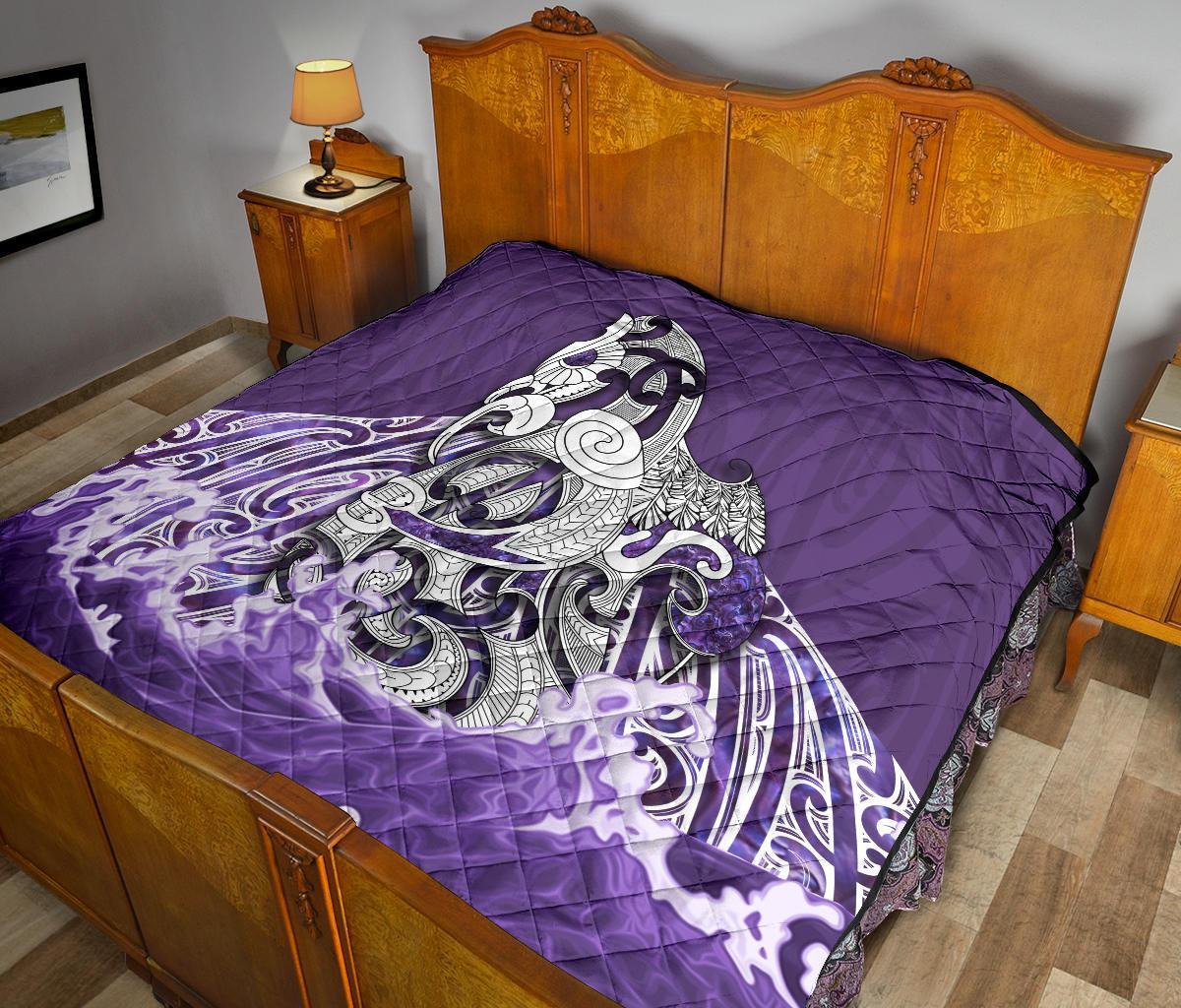 maori-manaia-the-blue-sea-premium-quilt-purple