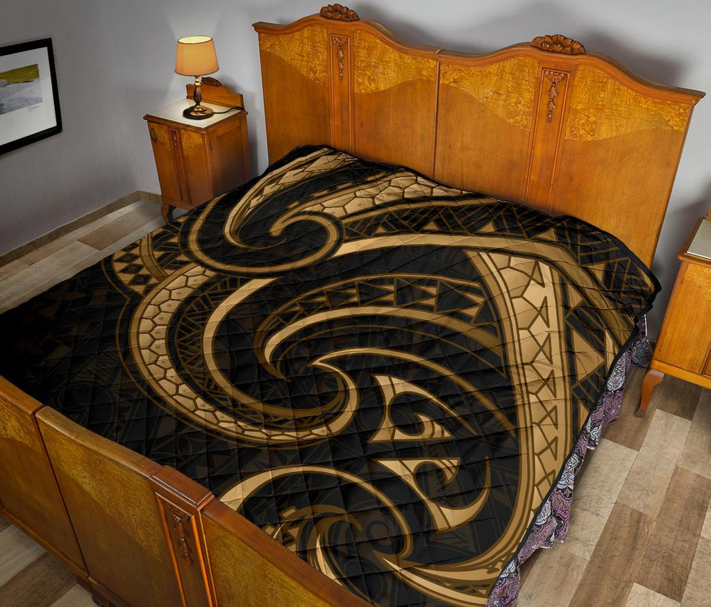 new-zealand-maori-mangopare-premium-quilt-polynesian-gold
