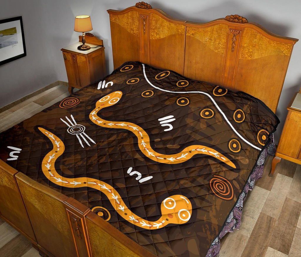 aboriginal-premium-quilt-indigenous-snake-hand-brown-color-1