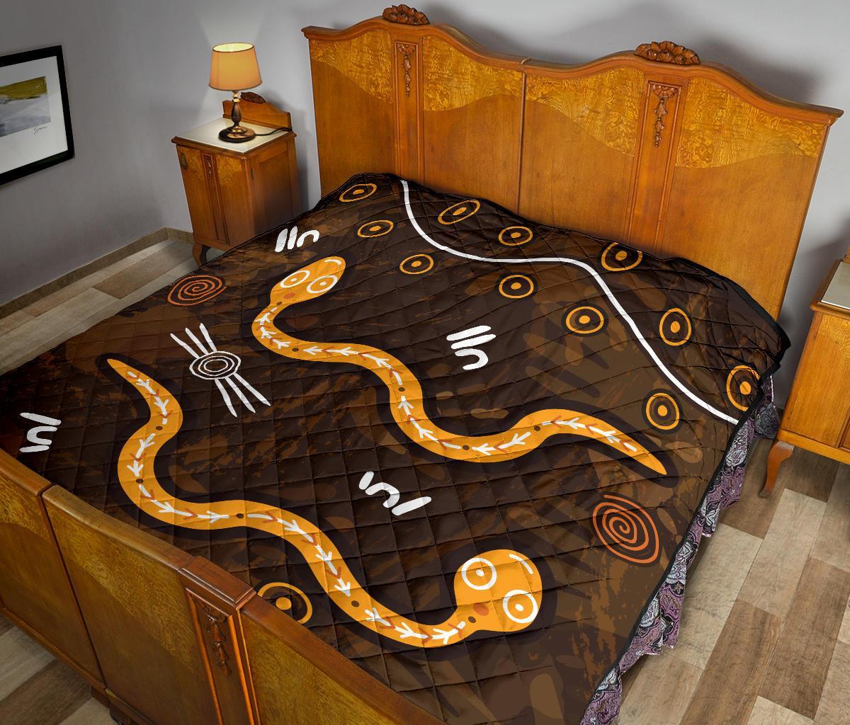 aboriginal-premium-quilt-indigenous-snake-hand-brown-color-1