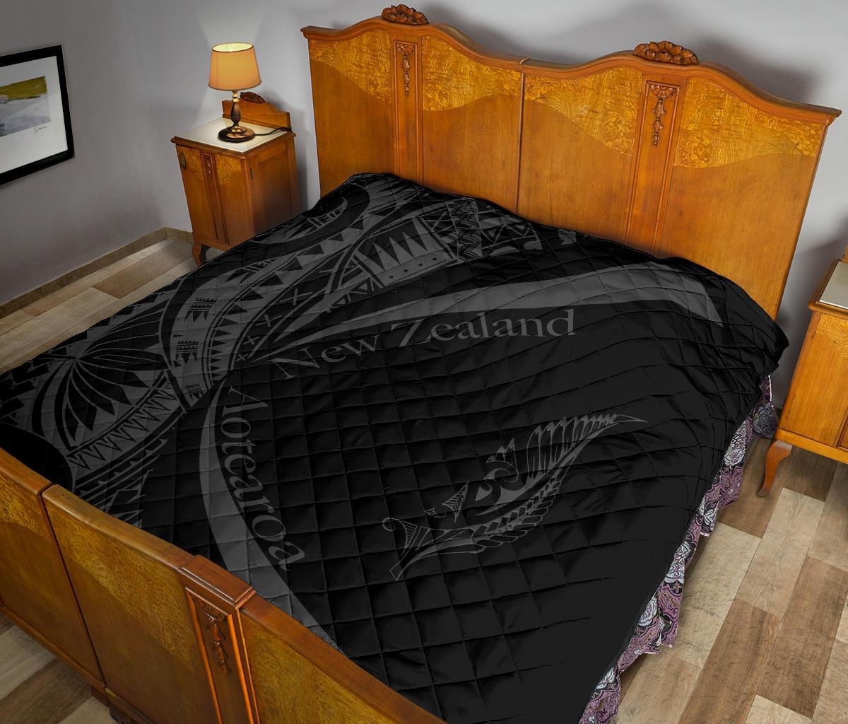 new-zealand-silver-fern-premium-quilt-maori-tattoo-circle-style