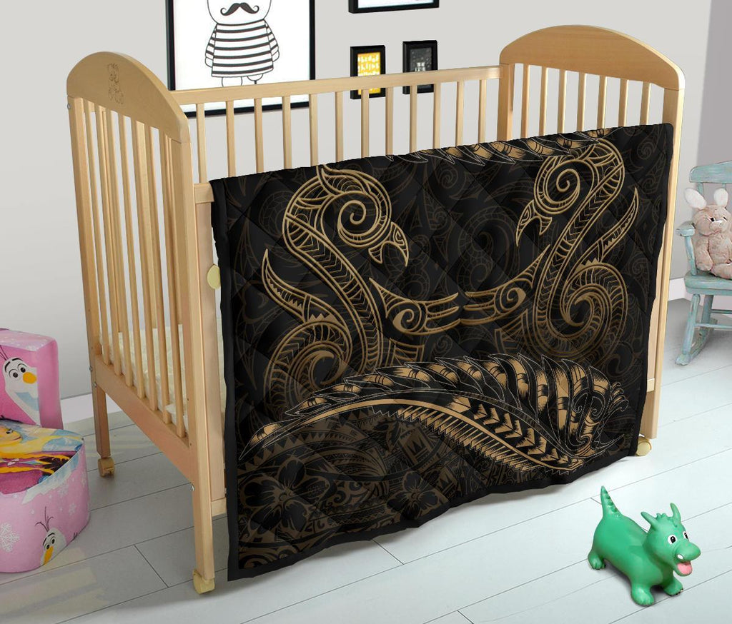 aotearoa-premium-quilt-gold-maori-manaia-with-silver-fern