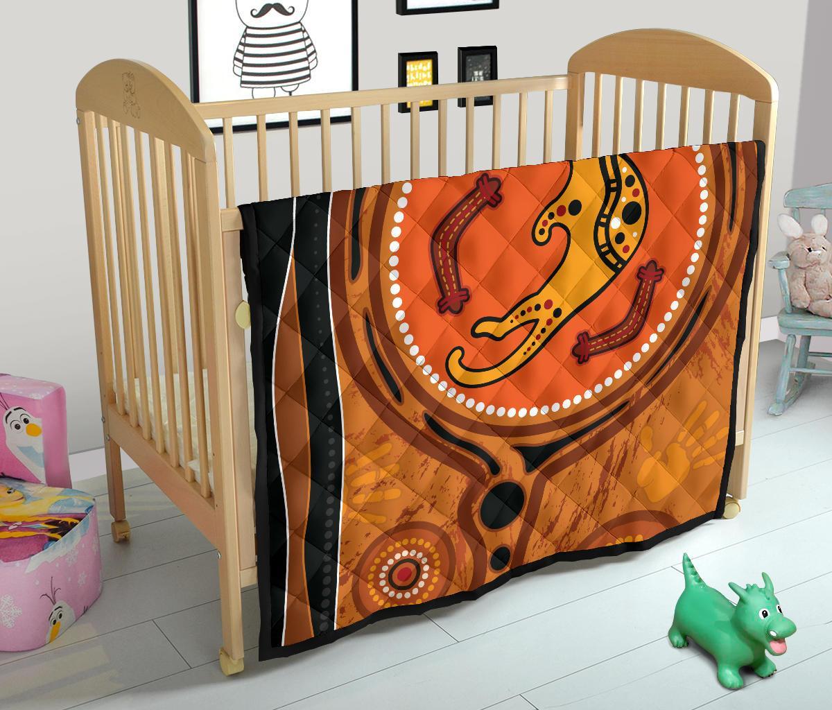 aboriginal-premium-quilt-indigenous-snake-hand-brown-color