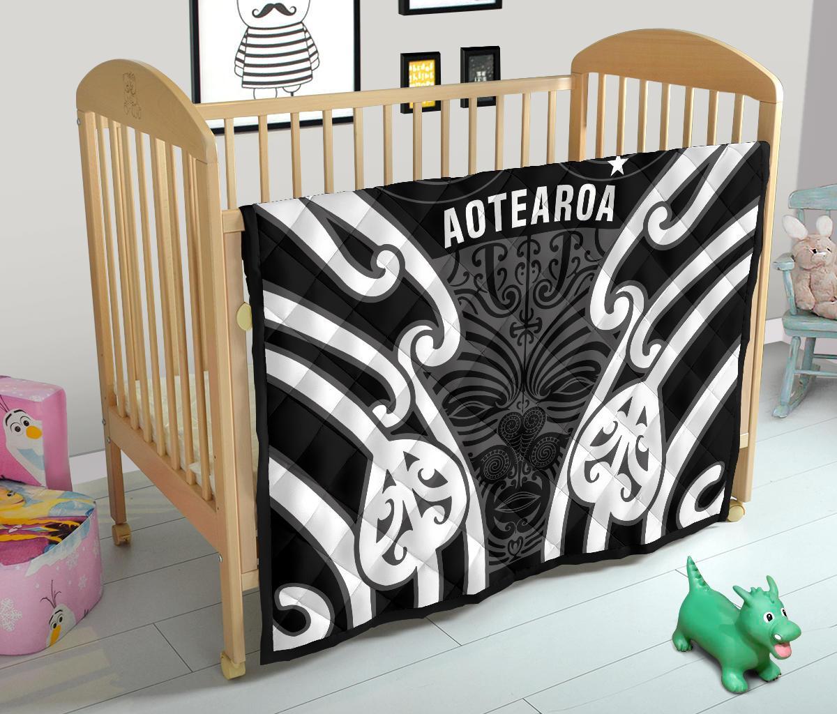 aotearoa-premium-quilt-maori-moko-black-white