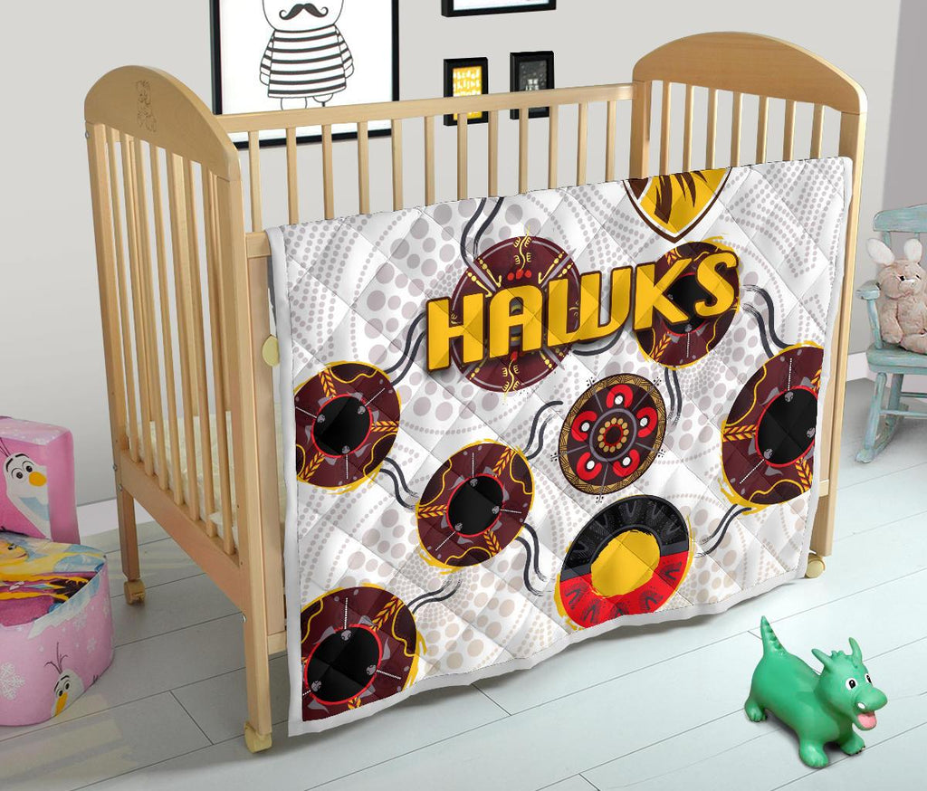 hawthorn-premium-quilt-hawks-indigenous-white