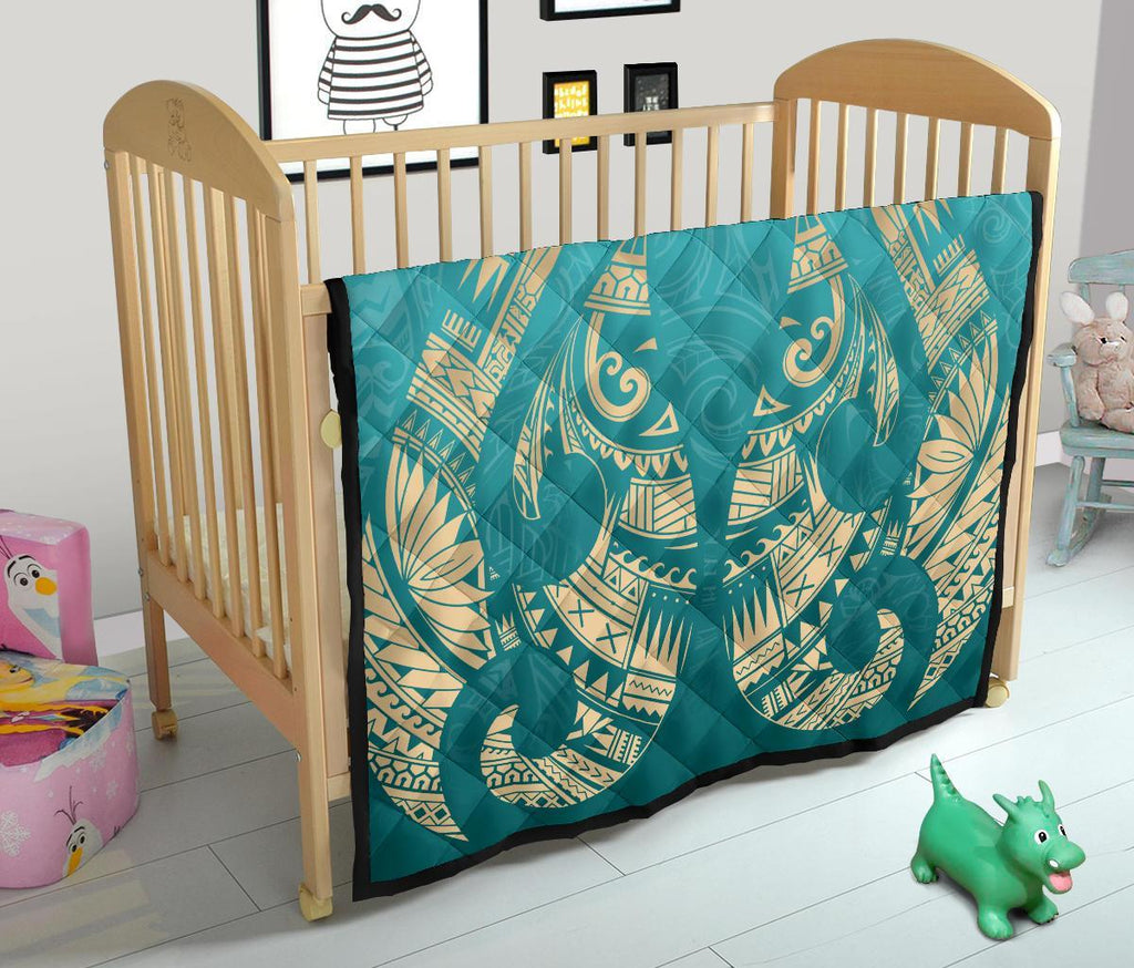 new-zealand-maori-hei-matau-tattoo-premium-quilt