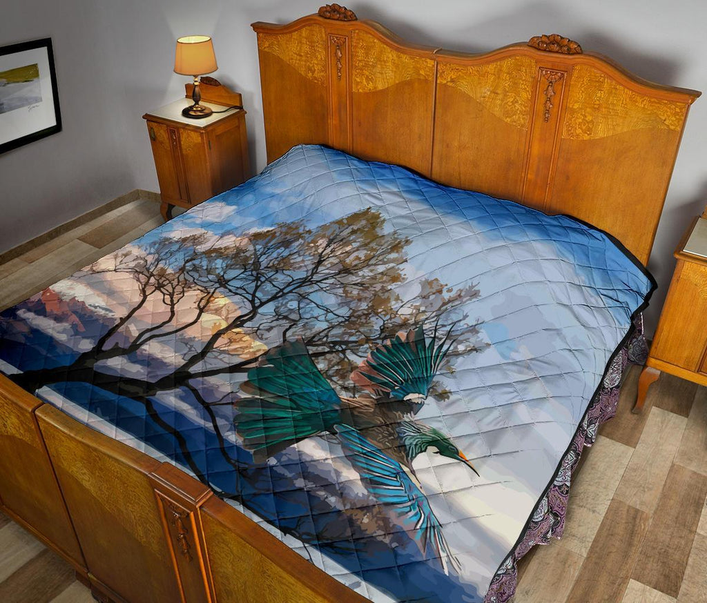 tui-in-wanaka-lake-quilt
