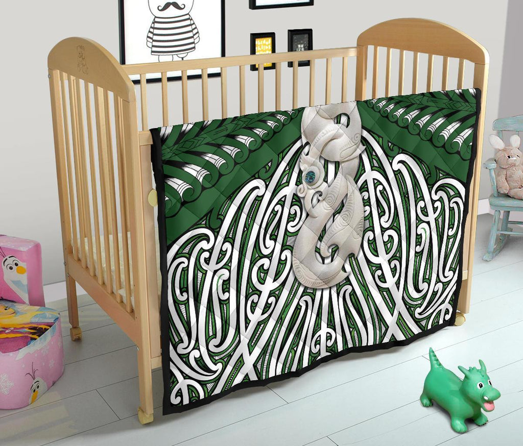 maori-moko-tattoo-premium-quilt-manaia-pounamu