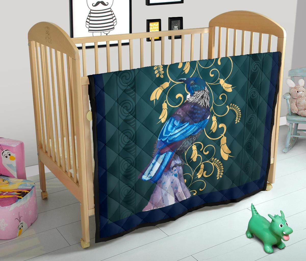 tui-bird-with-kowhai-quilt