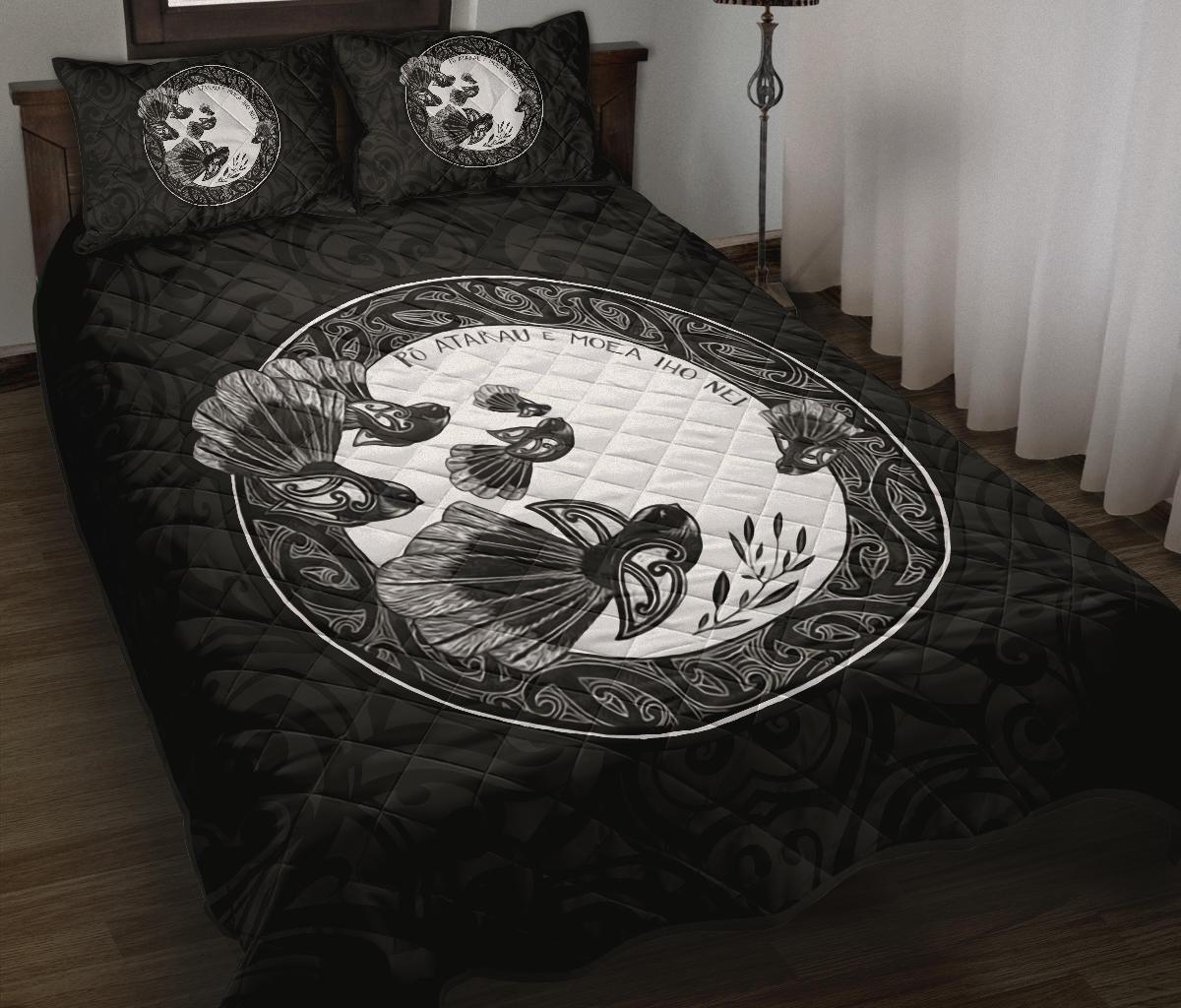 new-zealand-fantails-quilt-bed-set
