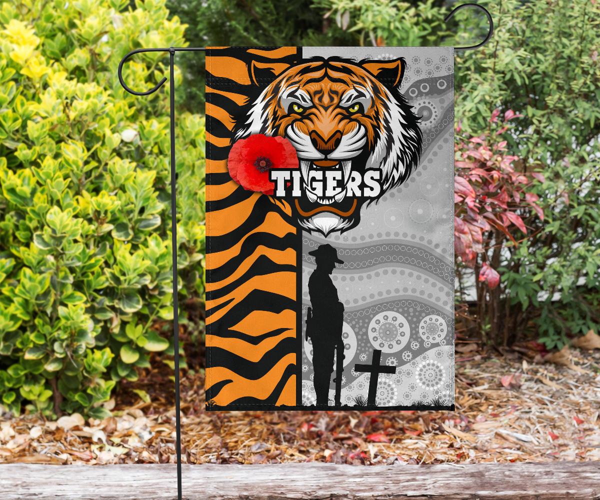 custom-personalised-tigers-flag-wests-anzac-day-tiger-skin-style