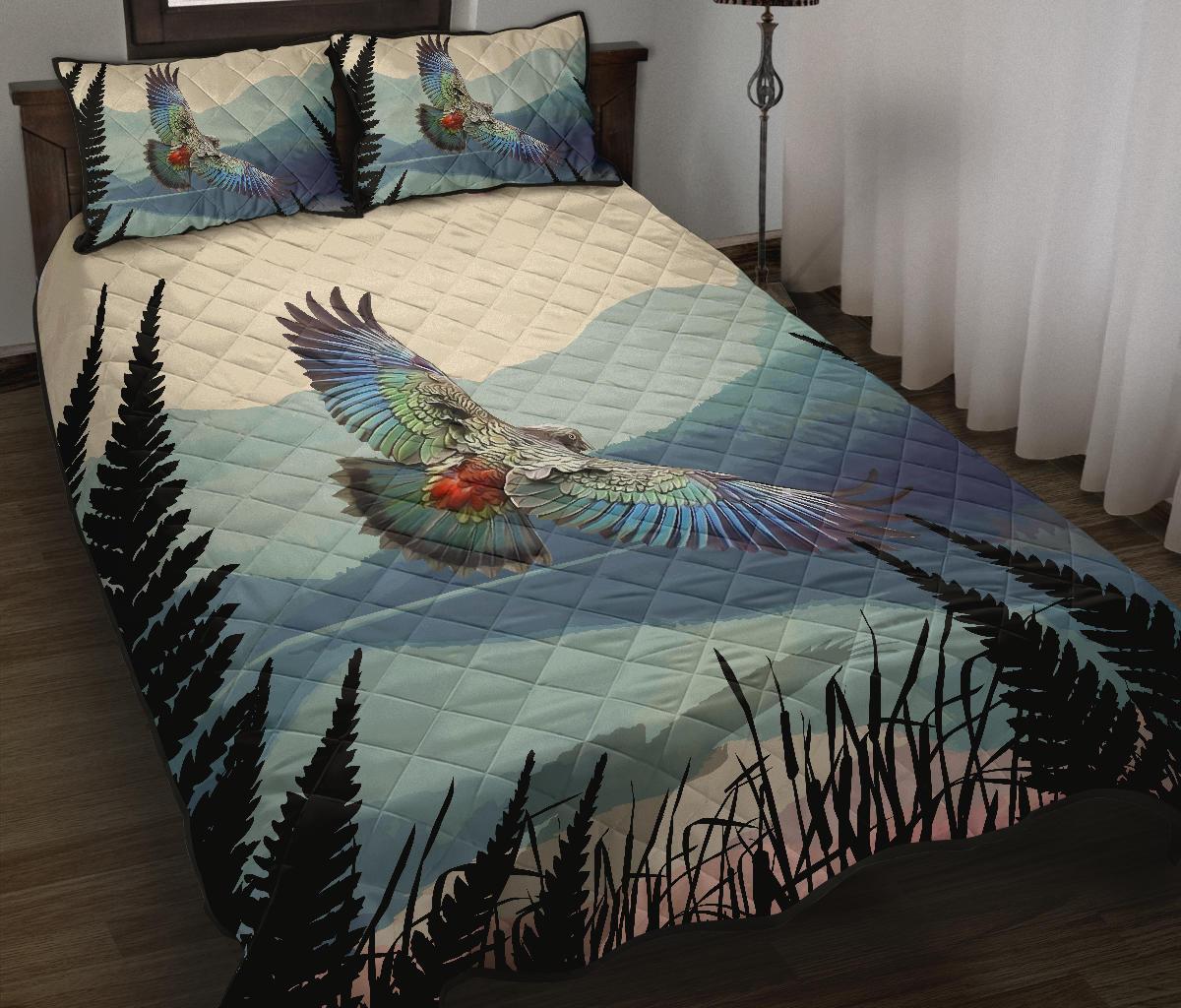 flying-kea-parrot-new-zealand-quilt-bed-set