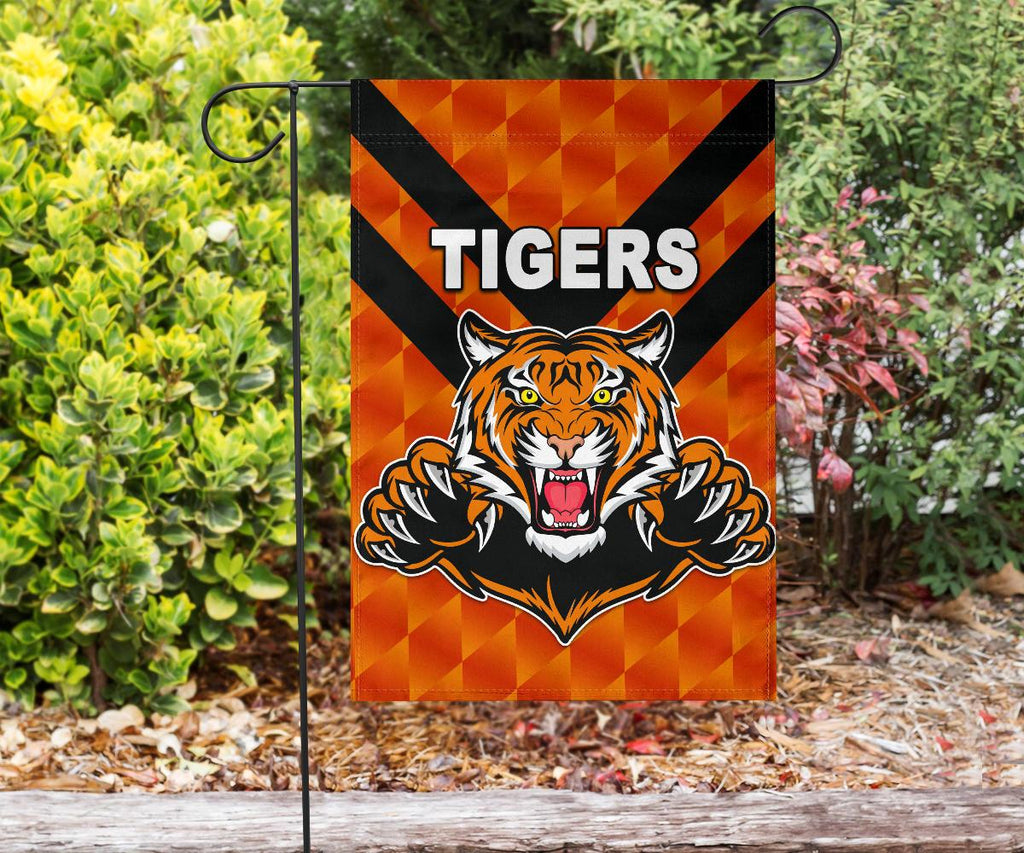 balmain-flag-tigers-orange-vibes