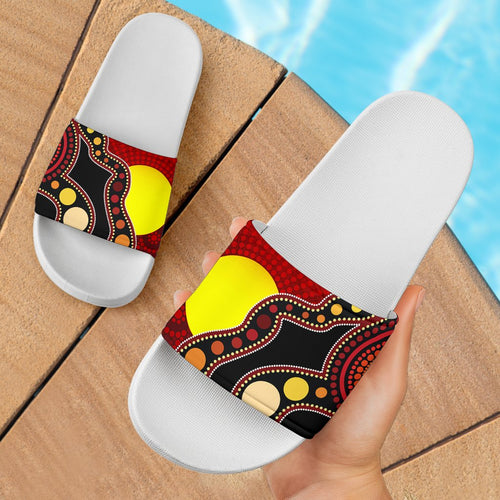 slide-sandals-australia-indigenous-flag-circle-dot-painting-art-white