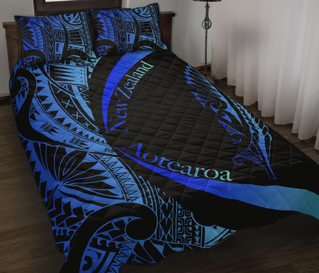 new-zealand-silver-fern-quilt-bed-set-maori-tattoo-circle-style-blue