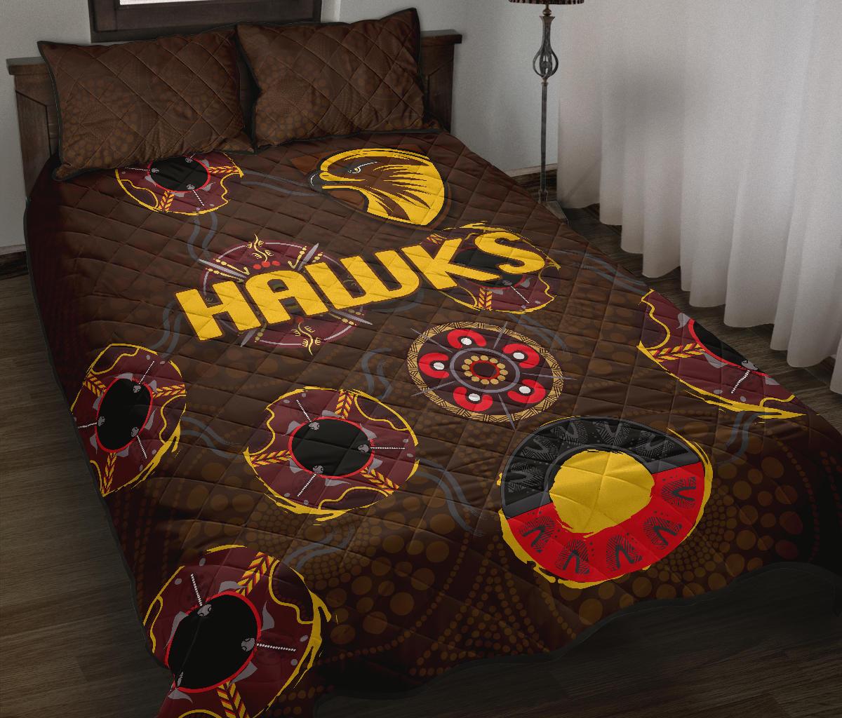 hawthorn-quilt-bed-set-hawks-indigenous-brown