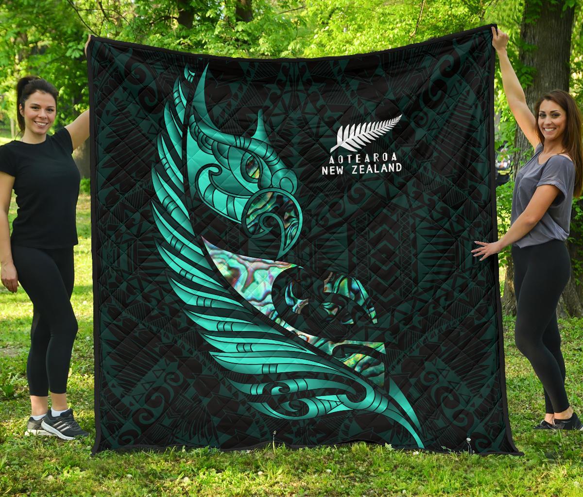 new-zealand-premium-quilt-manaia-paua-fern-wing-turquoise