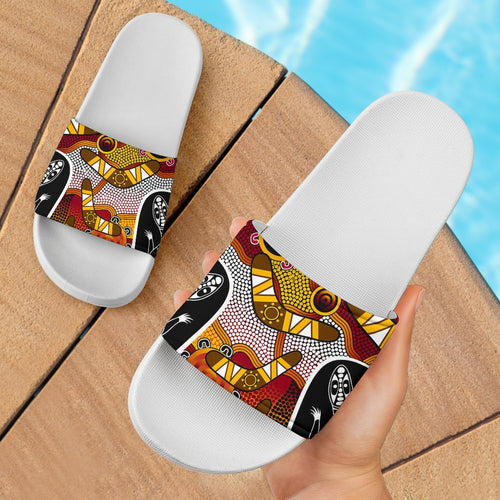 slide-sandals-dot-painting-lizard-boomerang-patterns-white