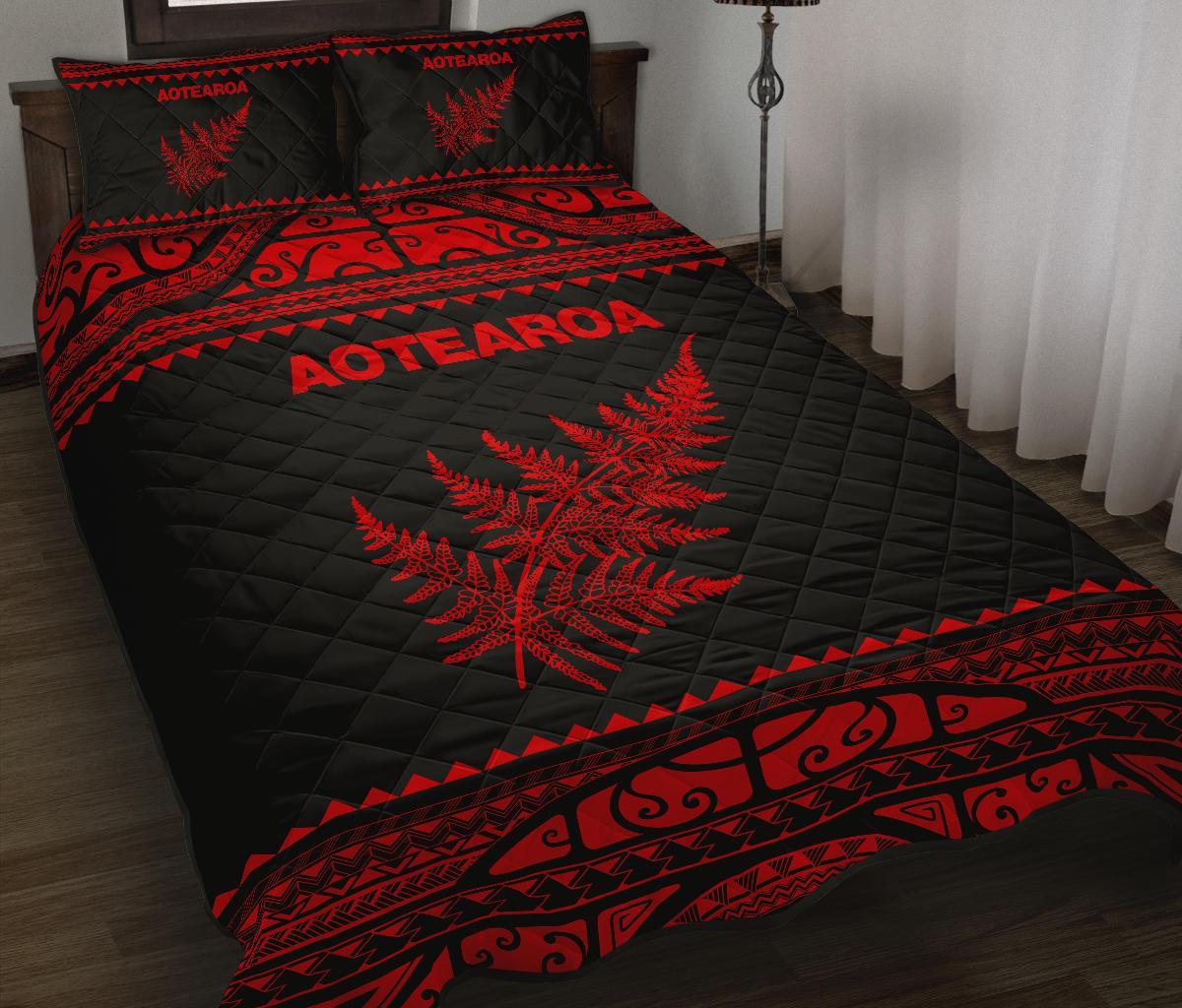 aotearoa-new-zealand-maori-quilt-bed-set-silver-fern-red