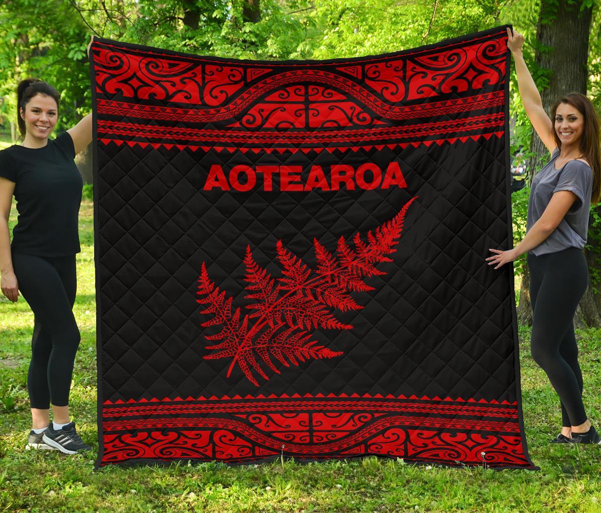 aotearoa-new-zealand-maori-premium-quilt-silver-fern-red