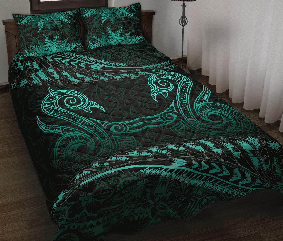 aotearoa-quilt-bed-set-turquoise-maori-manaia-with-silver-fern