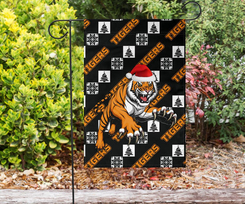 wests-christmas-flag-tigers-fancy