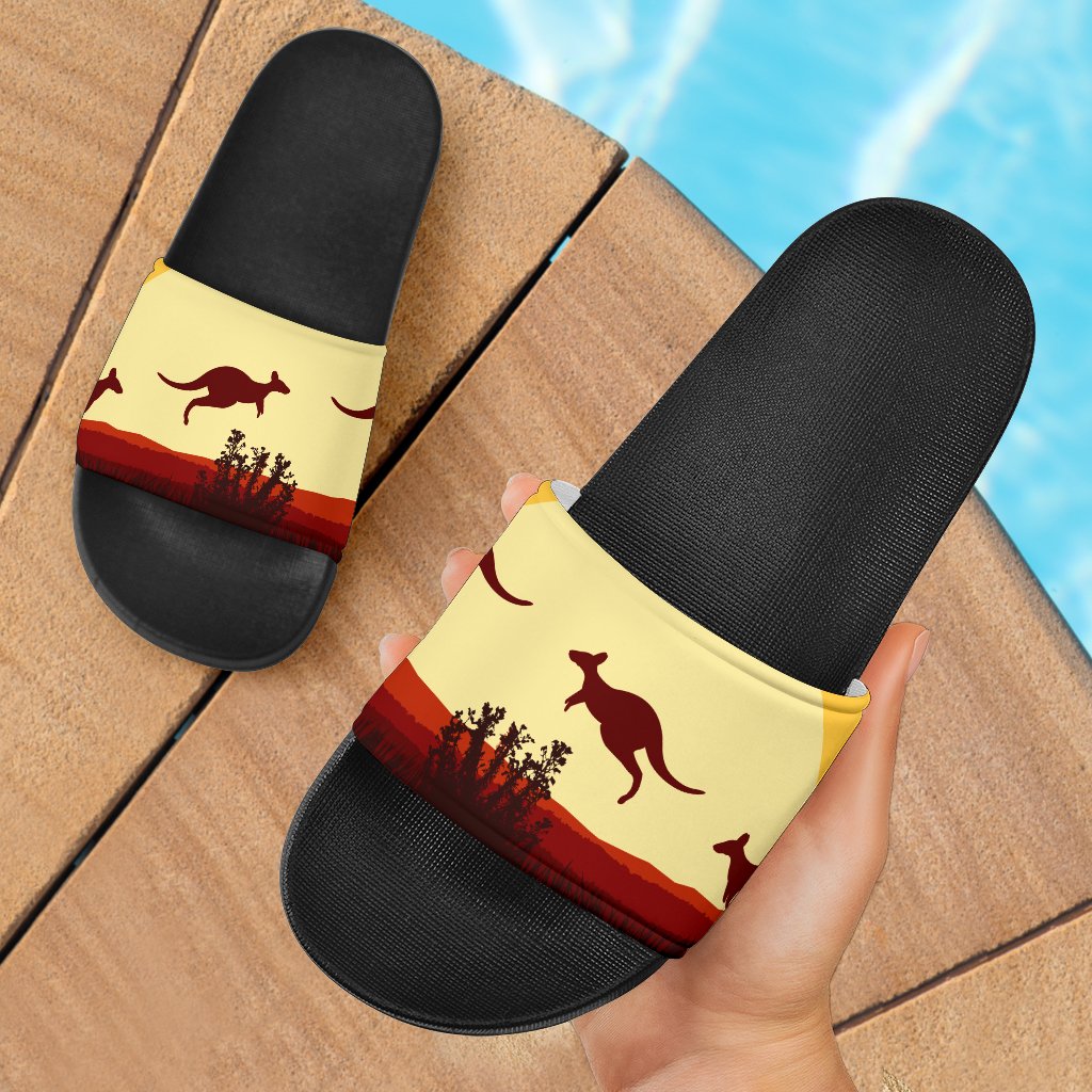 slide-sandals-kangaroo-sun-dot-painting