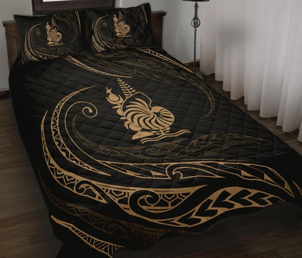 coledonia-islands-quilt-bed-set-gold-frida-style