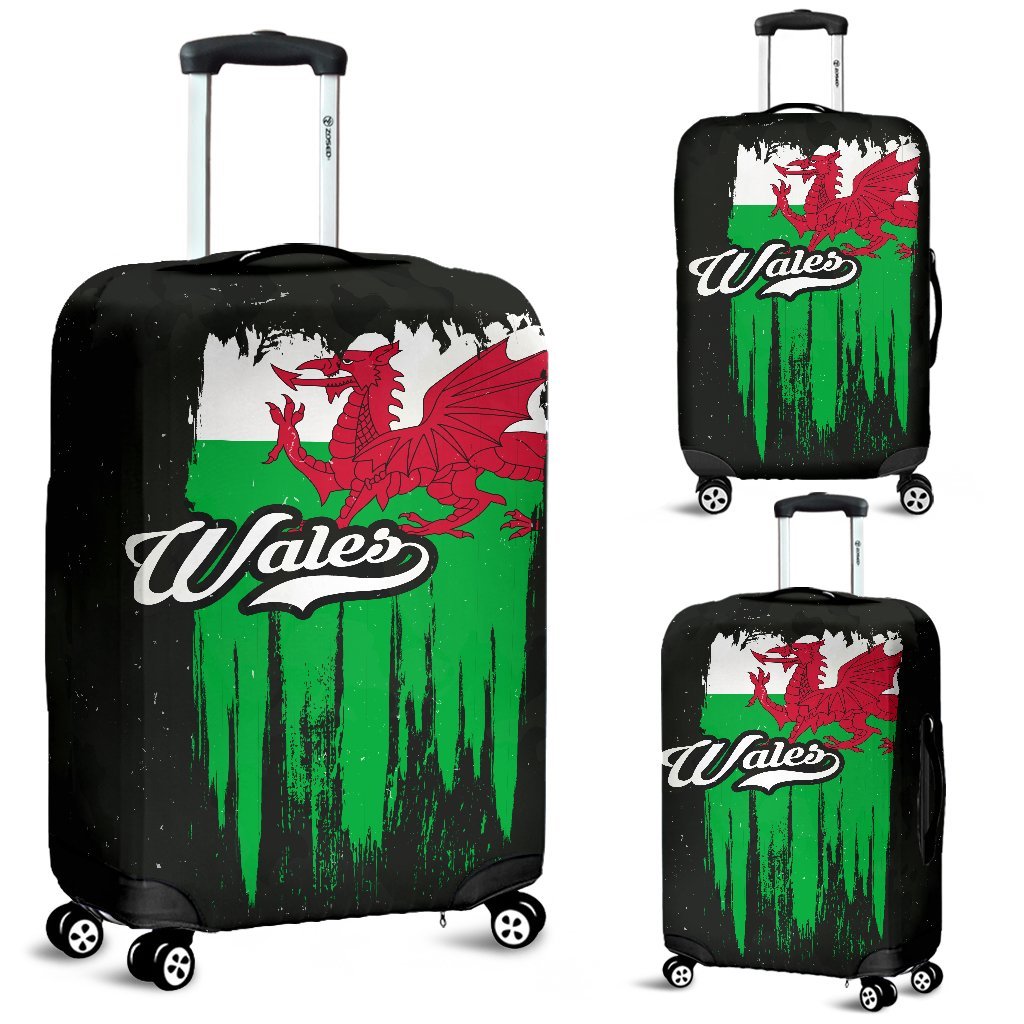 wales-vintage-flag-luggage-cover