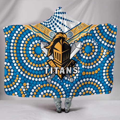 titans-knight-hooded-blanket-gold-coast