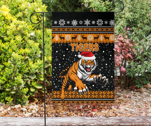 wests-christmas-flag-tigers-unique-vibes-black