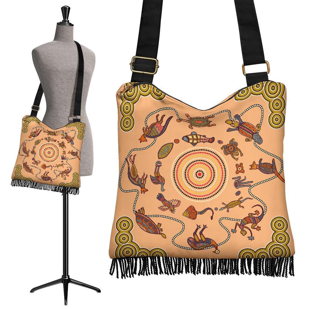 aboriginal-boho-bags-australian-animals-cloak-circle-patterns