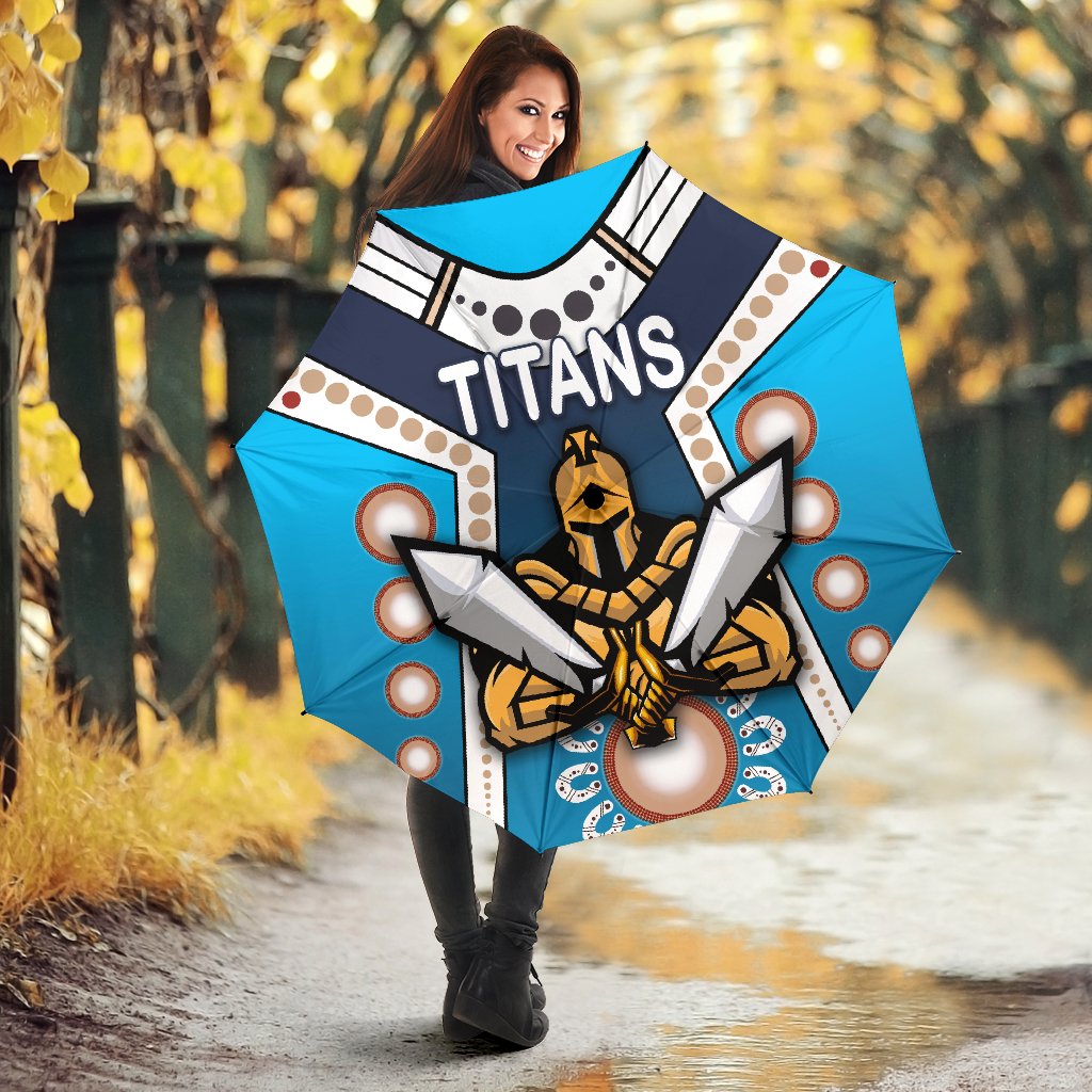 gold-coast-umbrellas-titans-gladiator-simple-indigenous