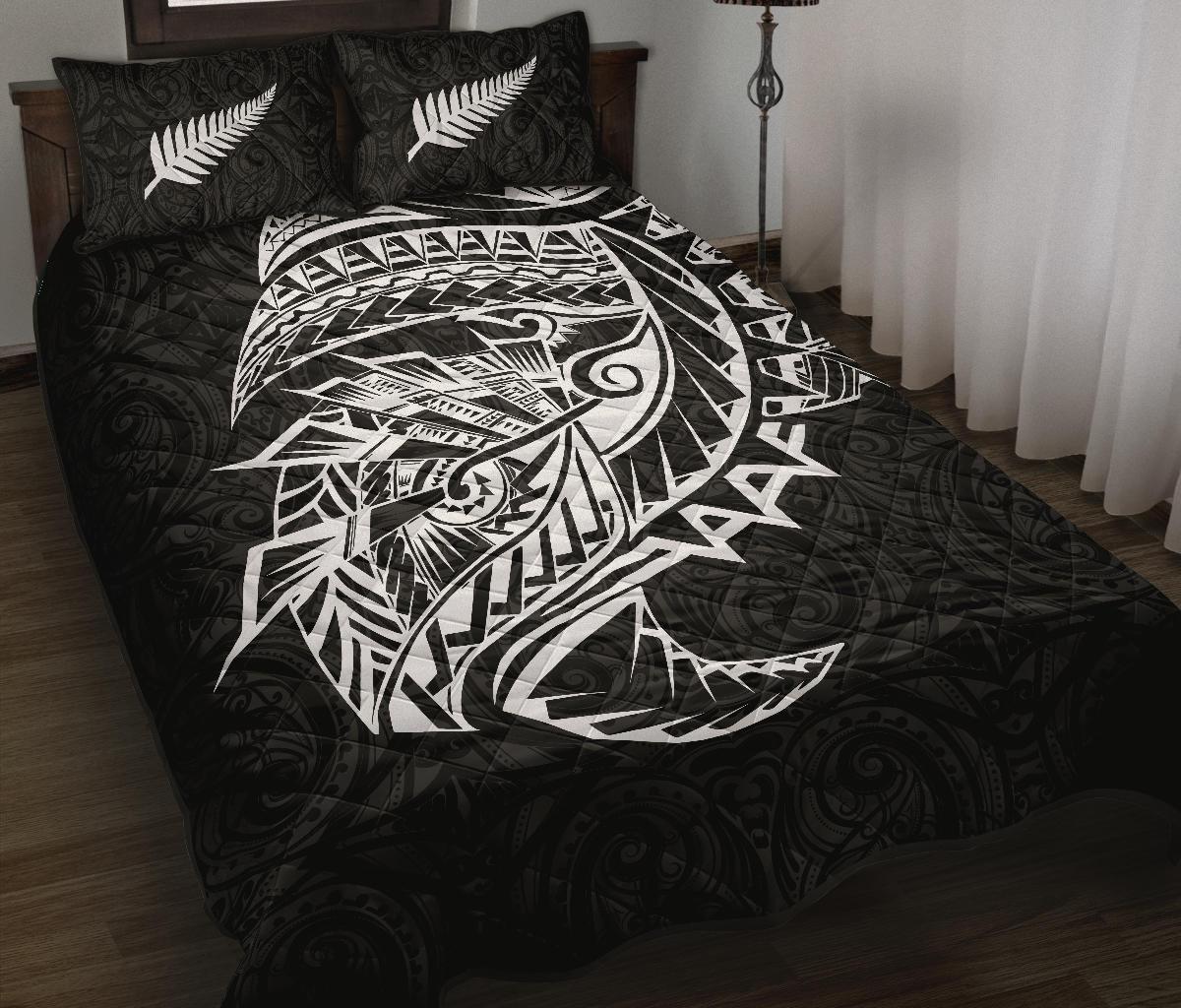 maori-tattoo-quilt-bed-set-polynesian-style-black
