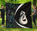 new-zealand-maori-manaia-paua-shell-premium-quilt-circle-style