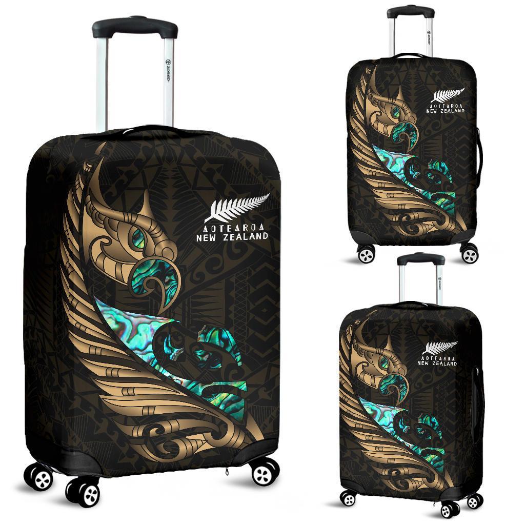 new-zealand-luggage-cover-manaia-paua-fern-wing-gold