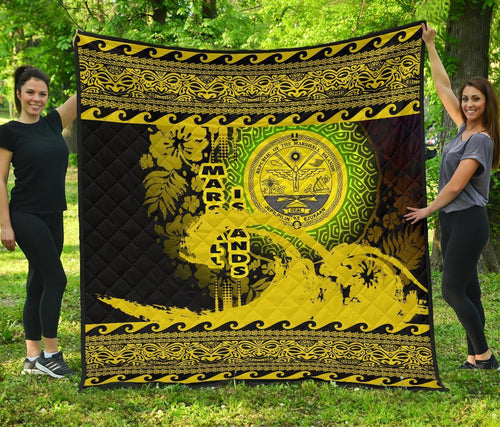 marshall-island-quilt-wave-yellow-design