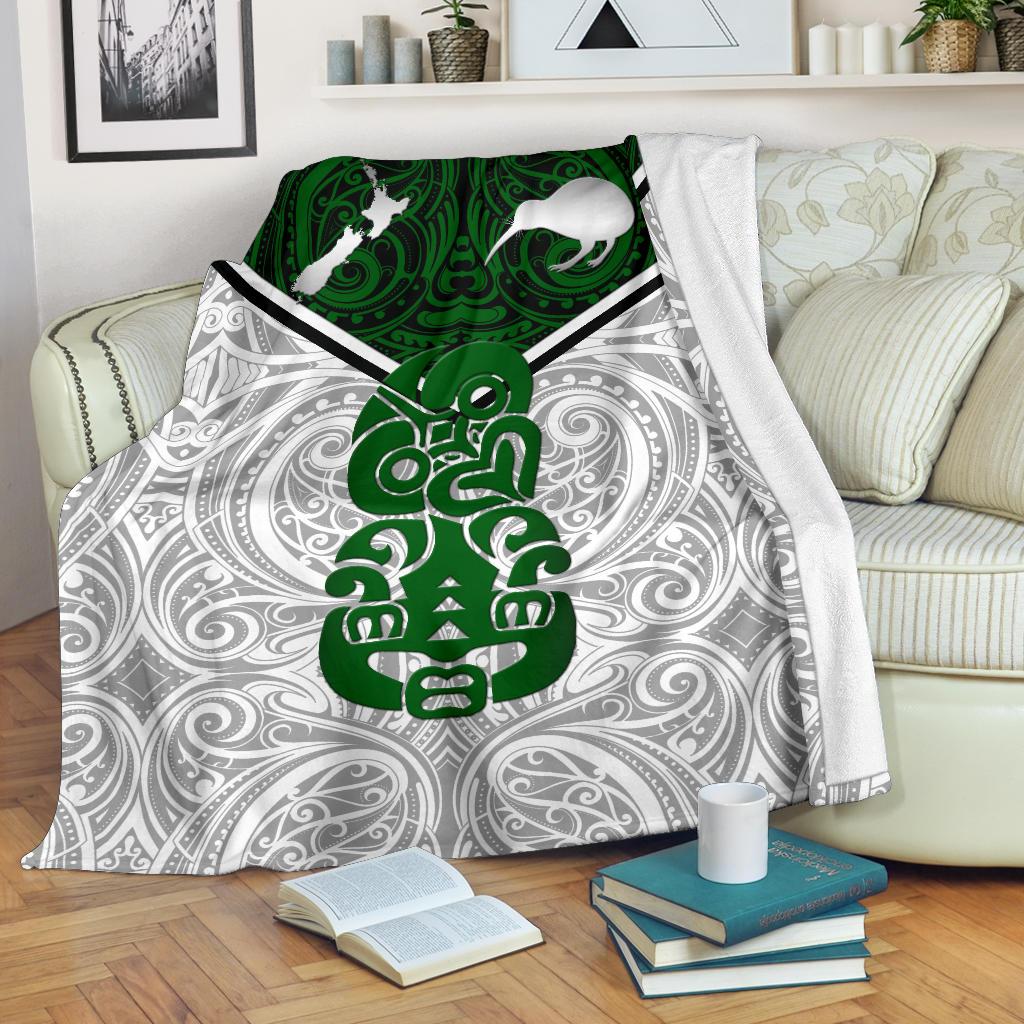 new-zealand-maori-rugby-premium-blanket-pride-version-white