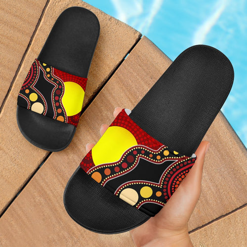 slide-sandals-australia-indigenous-flag-circle-dot-painting-art-black