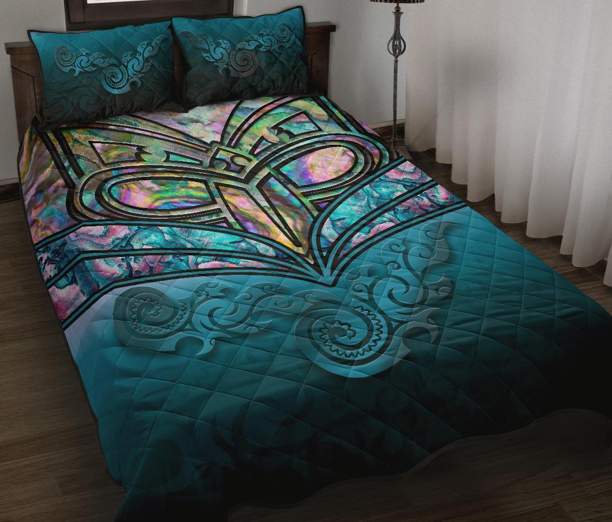 new-zealand-warriors-quilt-bed-set-maori-warriors-paua-shell-quilt-and-pillow-cover