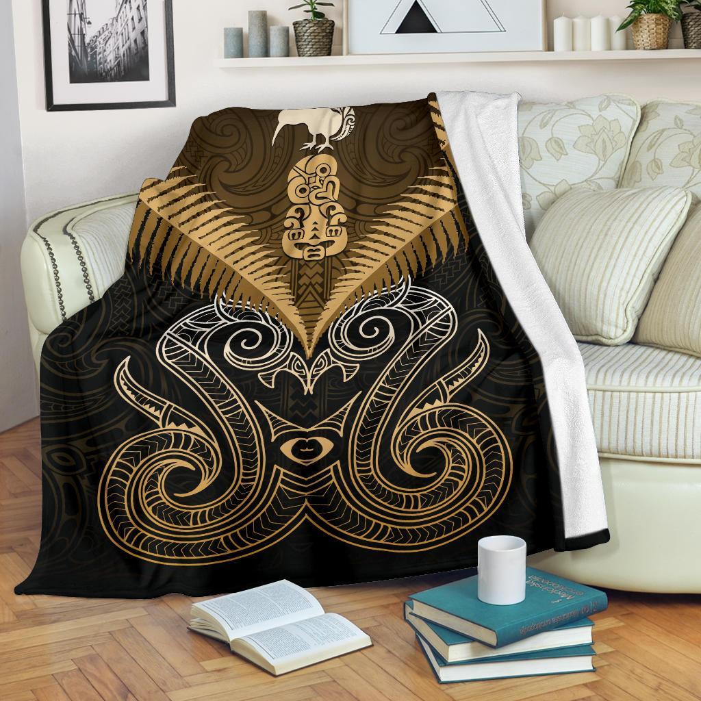 maori-manaia-new-zealand-premium-blanket-gold