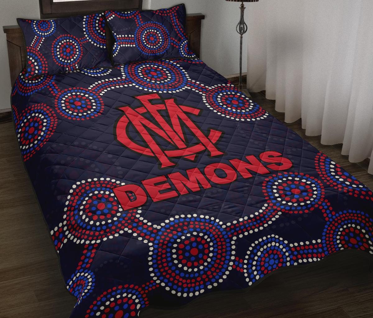 demons-quilt-bed-set