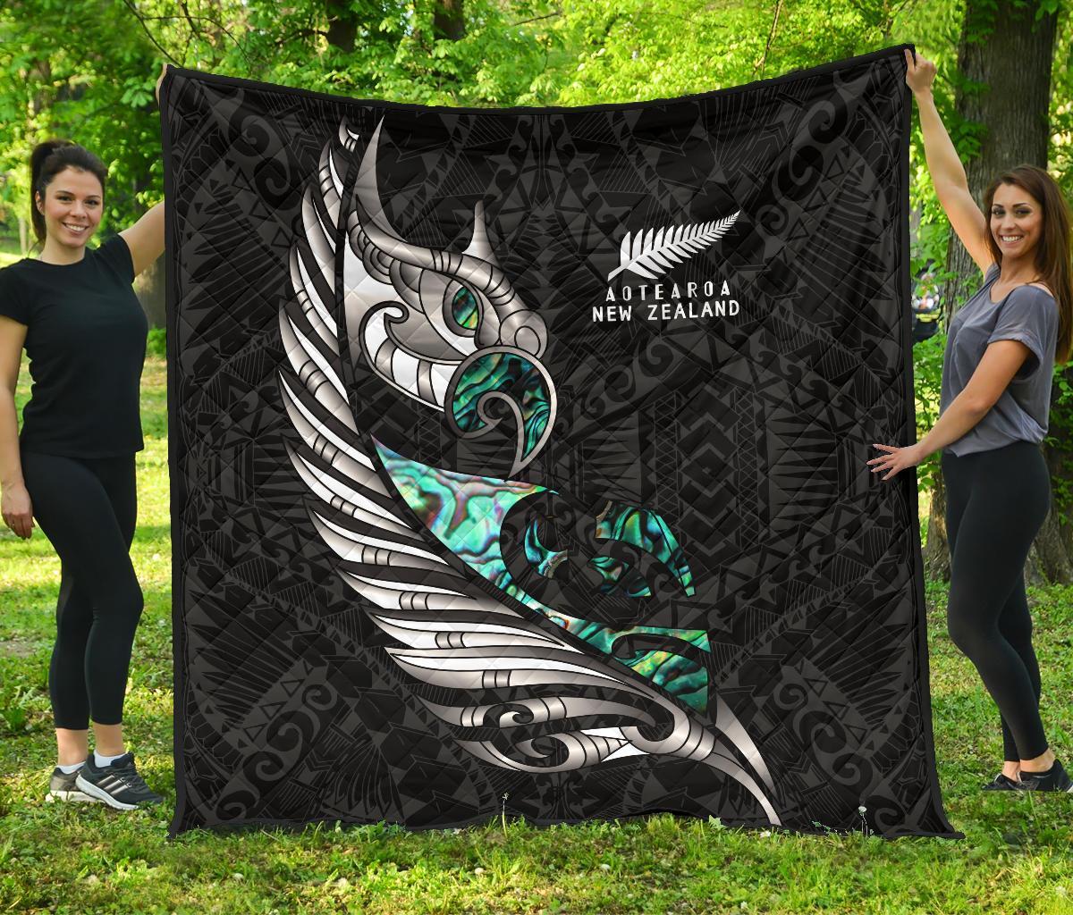 new-zealand-premium-quilt-manaia-paua-fern-wing-white