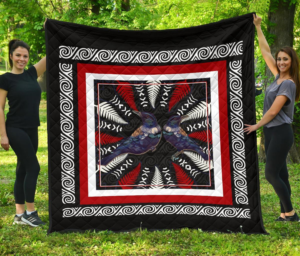 tui-silver-fern-art-2-quilt