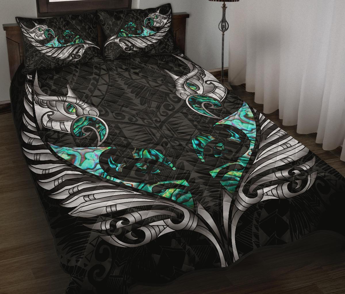 new-zealand-quilt-bed-set-manaia-paua-fern-wing-white