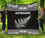aotearoa-new-zealand-maori-premium-quilt-silver-fern-white