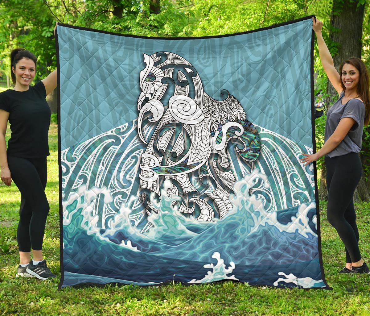 maori-manaia-the-blue-sea-premium-quilt