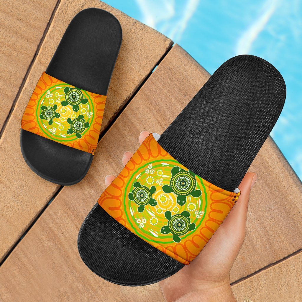 aboriginal-slide-sandals-turtle-circle-dot-painting-art