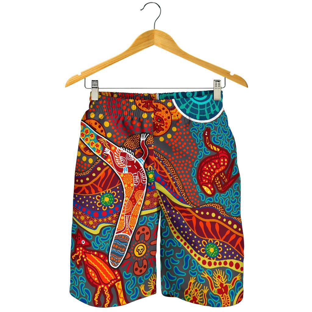 aboriginal-mens-shorts-indigenous-boomerang